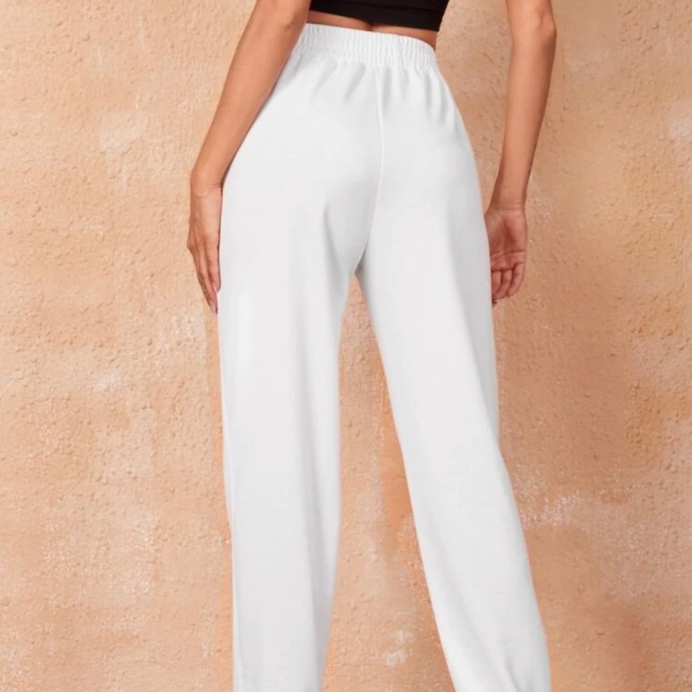 White sweatpants! - Picture 2 of 3